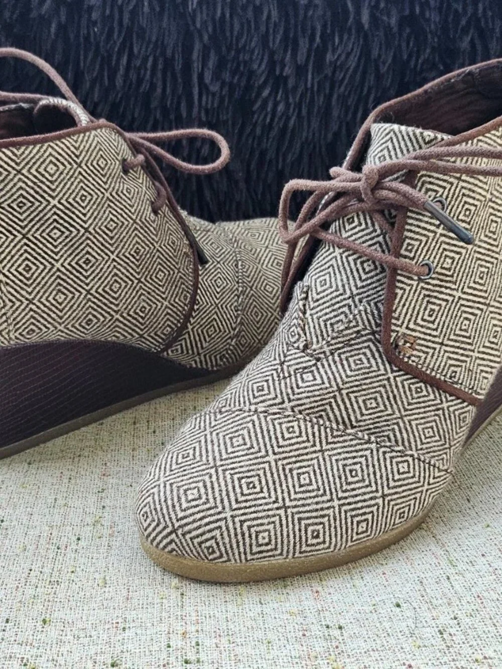 Toms Women Boots Shoes Brown Fabric Upper High Top Wedge Shoes Size 40EU 9US